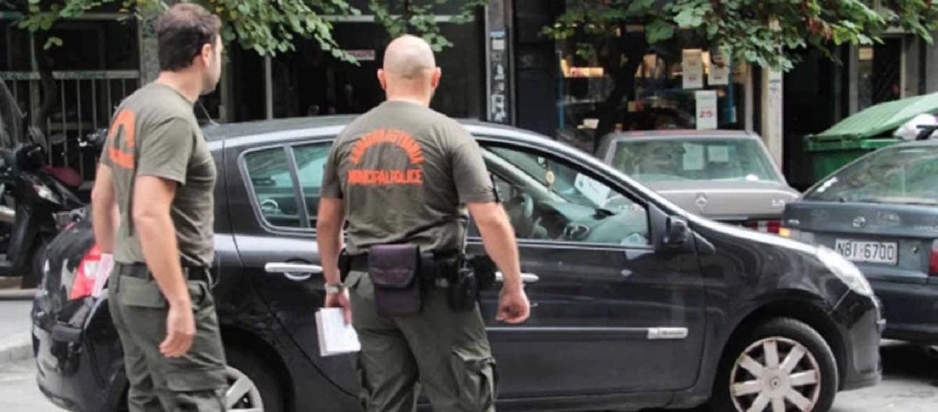 Καλαμπάκα: Του έκοψε κλήση για παράνομη στάθμευση κι εκείνος τον γρονθοκόπησε